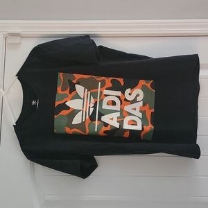 Mens large Adidas t shirt